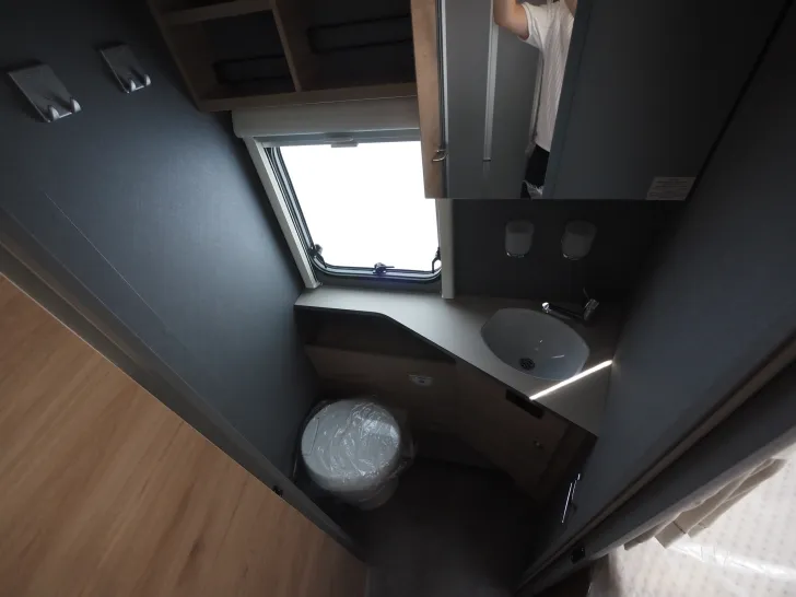 Fahrzeugbild Dethleffs Just Camp T 7052 EB, Hubbett+Isofix, Markise #13