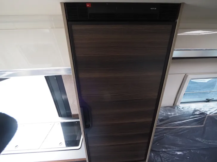 Fahrzeugbild Laika ECOVIP 645, Rundsitzgruppe, Fahrass., Autom. #11