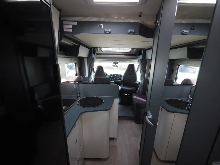 Fahrzeugbild Laika KOSMO L 319, Multimediapaket, Markise, uvm. #8