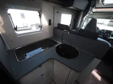 Fahrzeugbild Laika KOSMO L 319, Hubbett, Komfort-Paket #10