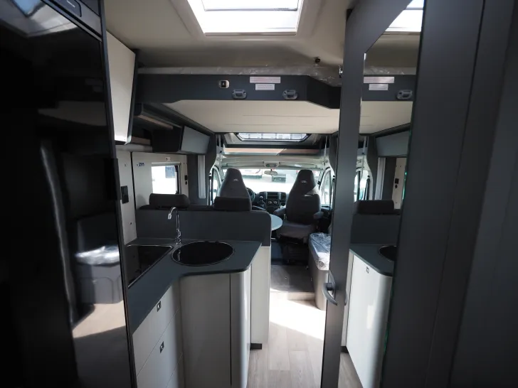 Fahrzeugbild Laika KOSMO L 319, Hubbett, Komfort-Paket #19