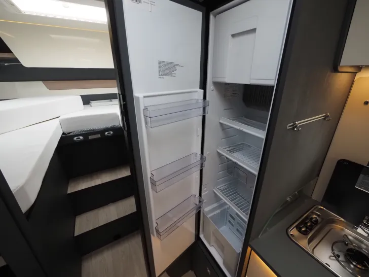 Fahrzeugbild Laika KOSMO L 319, Aut., Markise, Hubbett, Navi uvm. #14