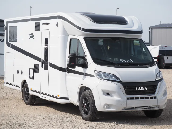 Fahrzeugbild Laika KOSMO L 409, Multimedia, Hubbett, Markise uvm #3