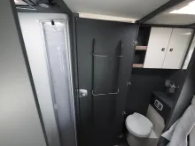 Fahrzeugbild Laika KOSMO L 409, Multimedia, Hubbett, Markise uvm #13