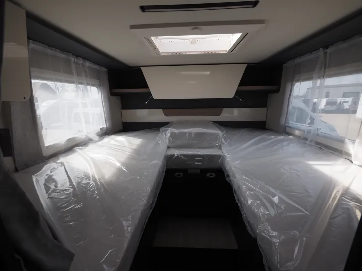 Fahrzeugbild Laika KOSMO L 409, Multimedia, Hubbett, Markise uvm #15