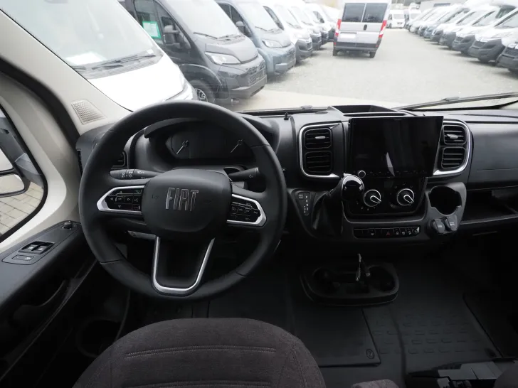 Fahrzeugbild Laika KOSMO L 412 DS, Automatik, Navi/Kam. uvm. #18