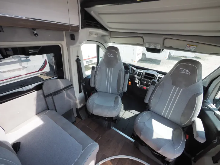 Fahrzeugbild Pössl Summit Shine 540 R, Doppelbank, Tageszul. ! #7