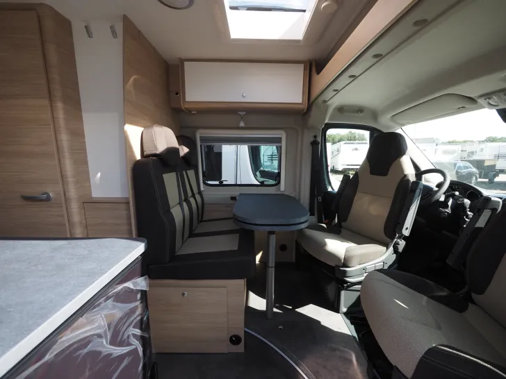 Fahrzeugbild Roadcar R 640, Klimaauto., Zus. Batt., Sonderpreis ! #6