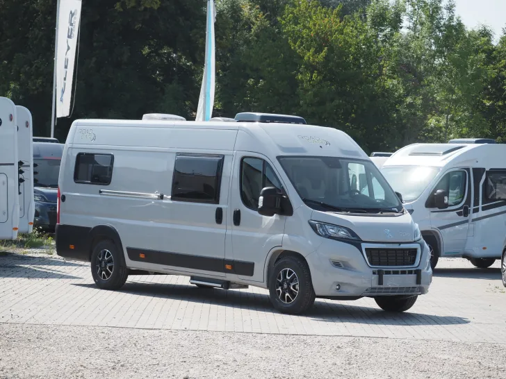 Fahrzeugbild Roadcar R 640, 2. Batterie, Abverkaufsaktion! Tageszul. #3