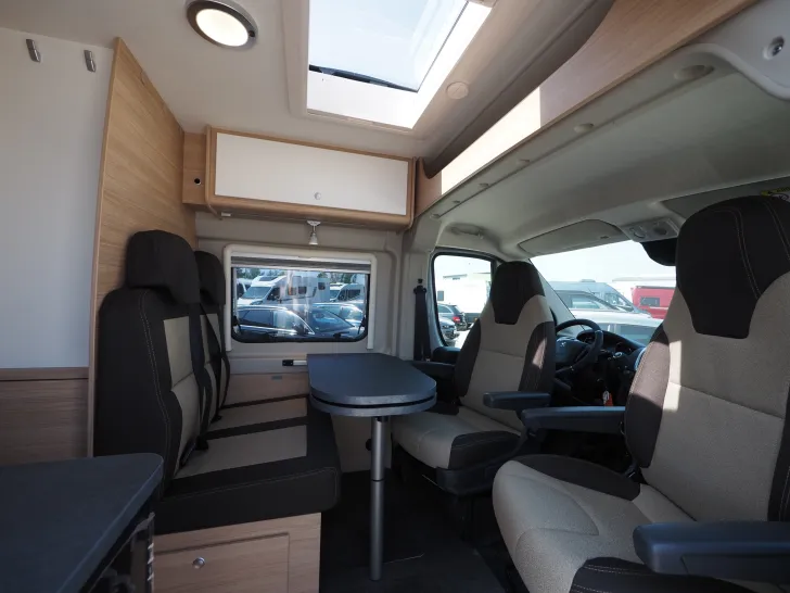 Fahrzeugbild Roadcar R 640, 2. Batterie, Abverkaufsaktion! Tageszul. #8