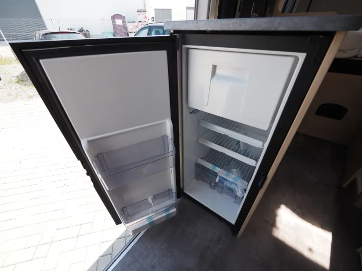 Fahrzeugbild Roadcar R 640, 2. Batterie, Abverkaufsaktion! Tageszul. #11