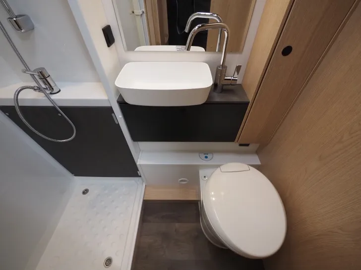 Fahrzeugbild Sunlight A 68, Automatik ! neues Modell ! Sonderpreis ! #18