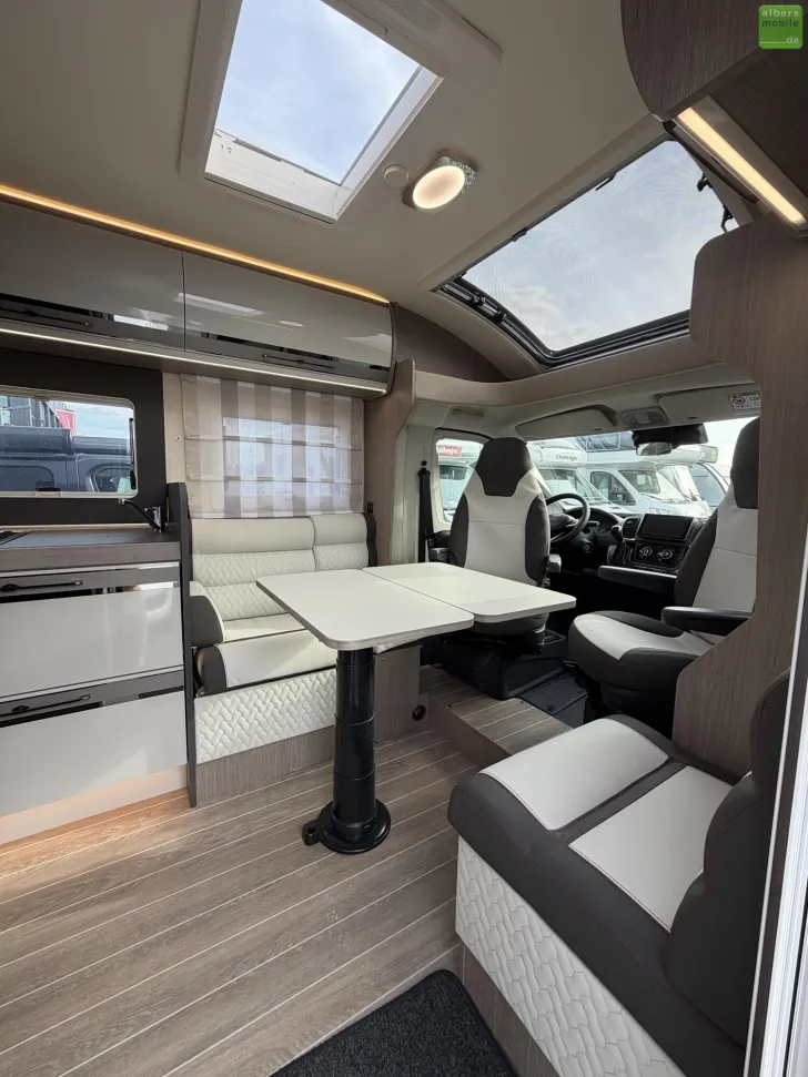 Fahrzeugbild Roller Team Zefiro Power Edition 266 P 400W Solar 2xLithium #8