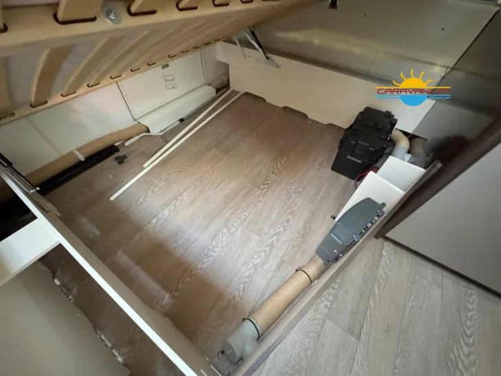 Fahrzeugbild Hobby Premium 560 CFe*Aut.Sat +TV*Mover* Klima #27