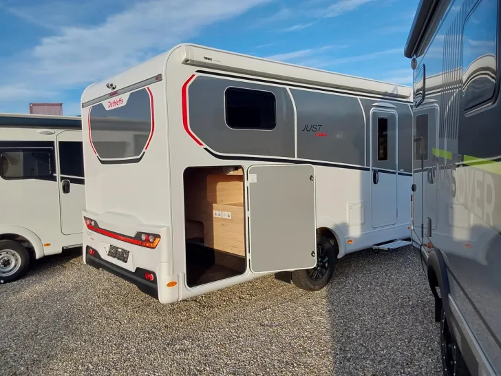 Fahrzeugbild Dethleffs Just Camp Active T 6812 EB 4 Schlafpl. 2x Isofix #7