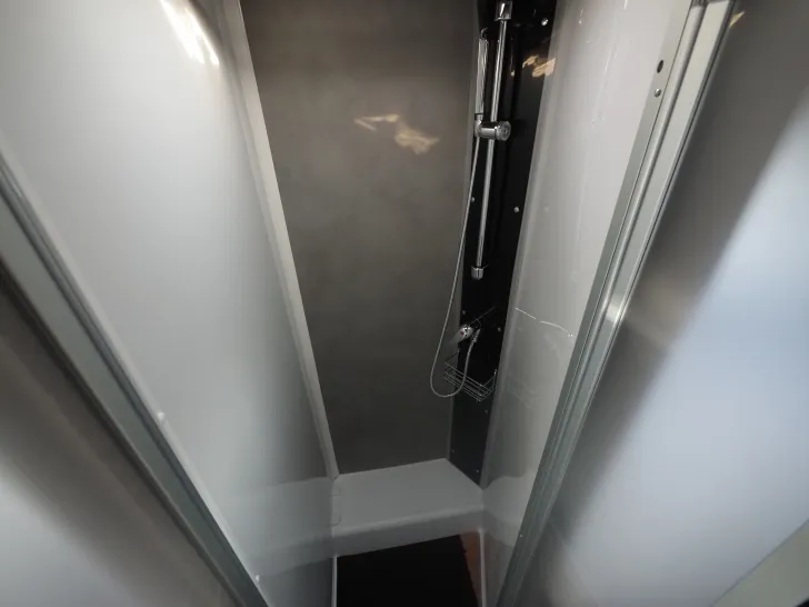 Fahrzeugbild Dethleffs Trend I 7057 EBL GT, 180 Auto., SAT/TV, uvm. ! #13