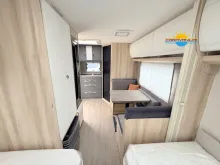 Fahrzeugbild Hobby De Luxe 460 SL #24