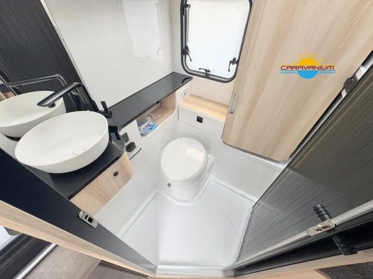 Fahrzeugbild Hobby De Luxe 460 SL #27