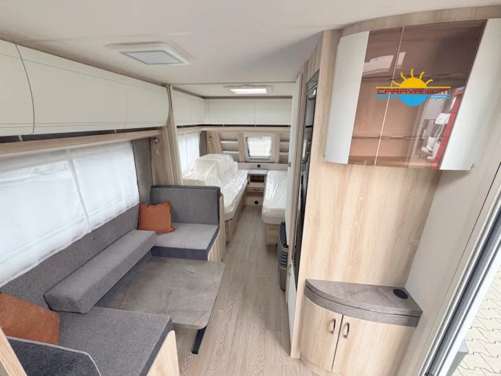 Fahrzeugbild Hobby De Luxe 460 SL #34