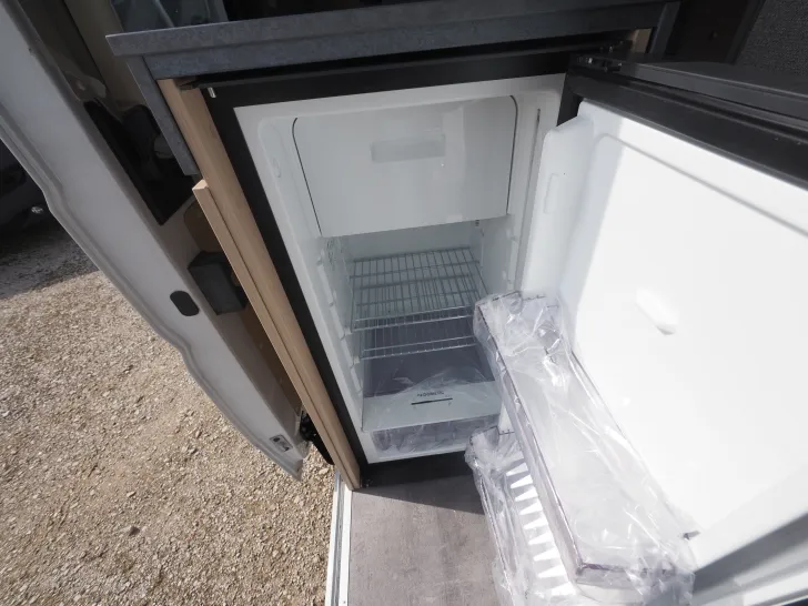 Fahrzeugbild Pössl Trenta 600, Rahmenfenster, Markise, Radtr. uvm #10