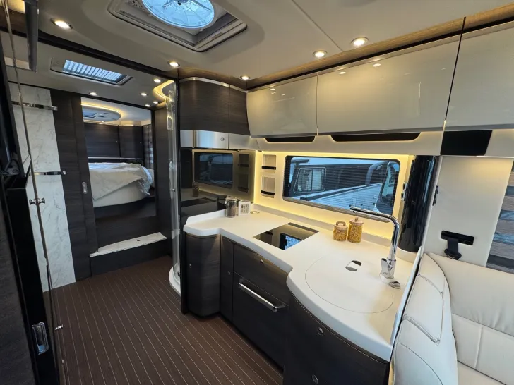 Fahrzeugbild Concorde Liner 990 GI MB Actros*BAR/CL*Hubbett #11