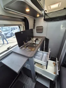 Fahrzeugbild Weinsberg CaraBus 630 MEG EDITION [FIRE] *Motorradhalter* #19