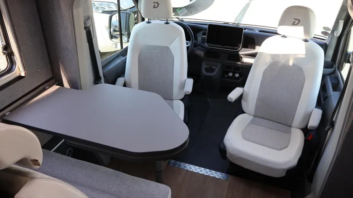 Fahrzeugbild Dethleffs Globebus Performance 4x4 T 46 Bügel, AHK, Isofix #8