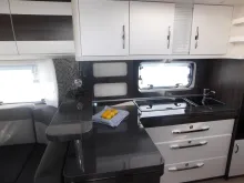 Fahrzeugbild Hobby Prestige 620 CL Fußbodenheizung, City-Anschluss #9