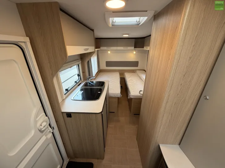 Fahrzeugbild LMC Sassino 460 E Einzelbetten 1360 kg #12