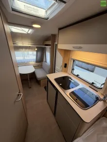 Fahrzeugbild LMC Sassino 460 E Einzelbetten 1360 kg #22