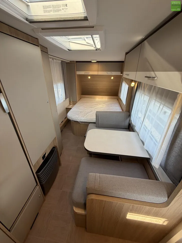 Fahrzeugbild LMC Sassino 450 D 1500kg XXL-Bett 157x200cm #12