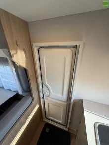 Fahrzeugbild LMC Sassino 450 D 1500kg XXL-Bett 157x200cm #23