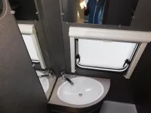 Fahrzeugbild Dethleffs c-joy 460 LE zus. Stauklappe, Toilettenfenster #16