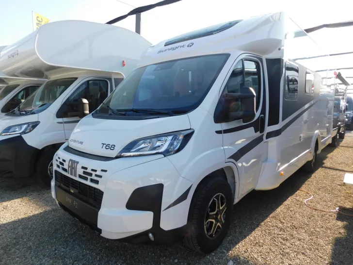 Fahrzeugbild Sunlight Adventure T 68 OHNE Hubbett! mit Automatik + ACC #1