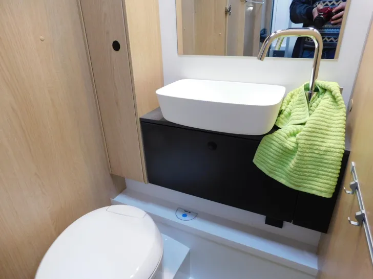 Fahrzeugbild Sunlight Adventure T 68 OHNE Hubbett! mit Automatik + ACC #18