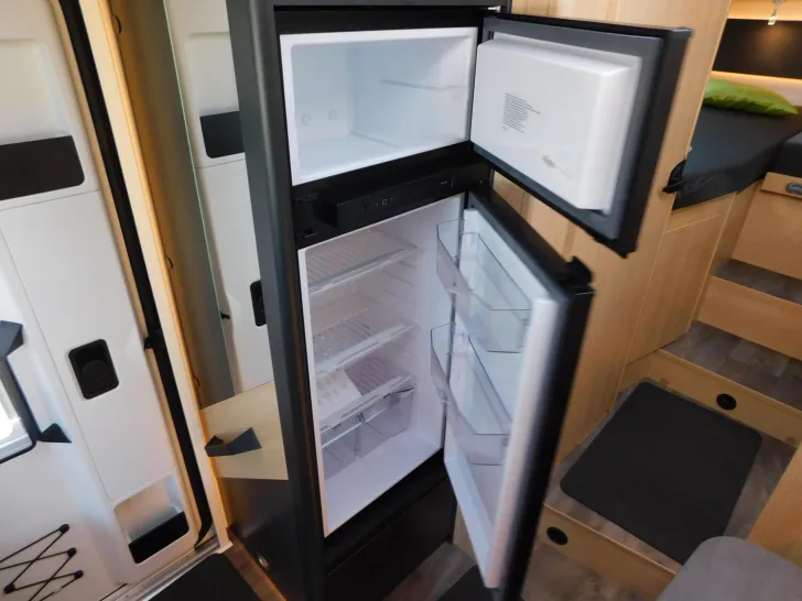 Fahrzeugbild Sunlight Adventure T 68 OHNE Hubbett! mit Automatik + ACC #20