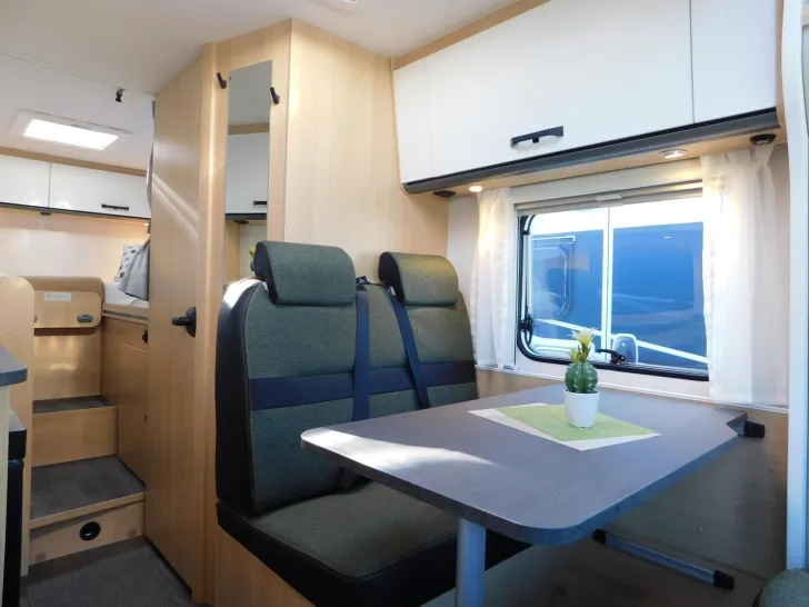 Fahrzeugbild Sunlight Adventure V 66 Safety-Paket + ACC + Digitalpaket #11