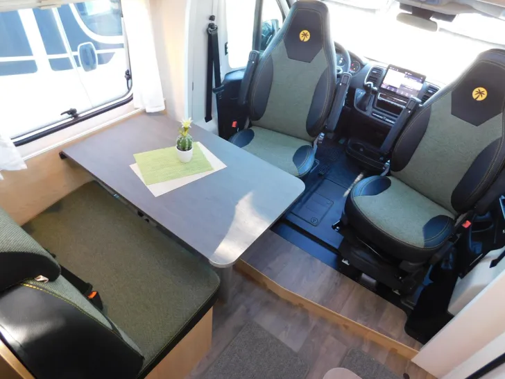 Fahrzeugbild Sunlight Adventure V 66 Safety-Paket + ACC + Digitalpaket #14