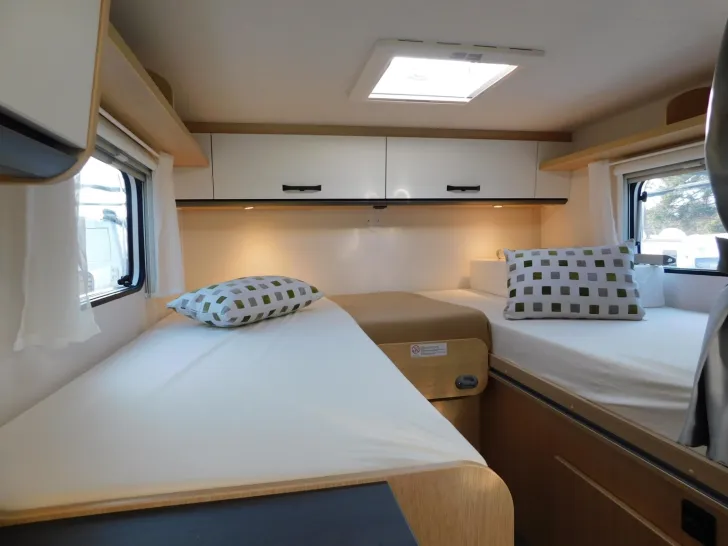 Fahrzeugbild Sunlight Adventure V 66 Safety-Paket + ACC + Digitalpaket #17