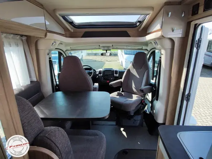 Fahrzeugbild Hymer Exsis-t 588 Anhängerkupplung #26