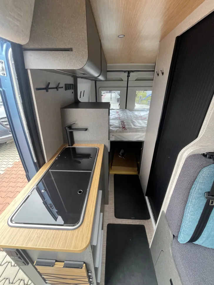 Fahrzeugbild Hymer Camper Van Redwood 601 Ausstattungslinie Sport #12