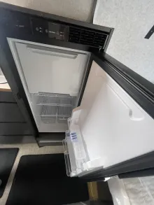 Fahrzeugbild Hymer Camper Van Redwood 601 Ausstattungslinie Sport #15