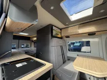 Fahrzeugbild Malibu Van First Class - Two Rooms 640 LE RB charming GT skyview Dieselheizung, Full LED #12