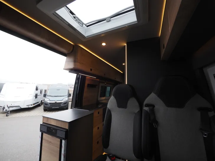 Fahrzeugbild Clever Aventuro 600, 4x4 Mercedes Sprinter, Delta uvm. #12