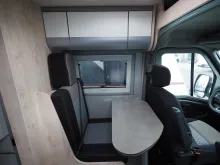 Fahrzeugbild Clever Einzelstück, Individualausbau Längsb., D-Heiz. #6