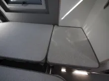 Fahrzeugbild Clever Einzelstück, Individualausbau Längsb., D-Heiz. #16