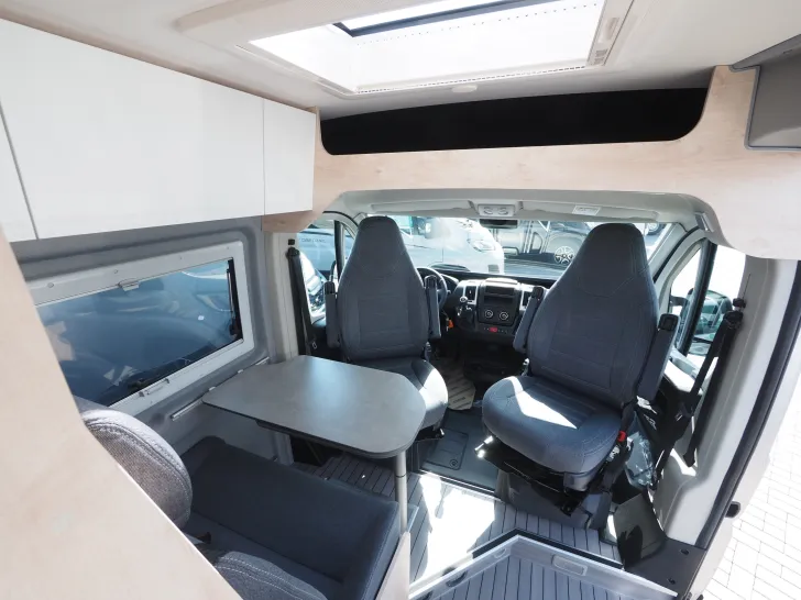 Fahrzeugbild Clever Runner, BusBiker, Wechselr., Solar, Markise, etc #8