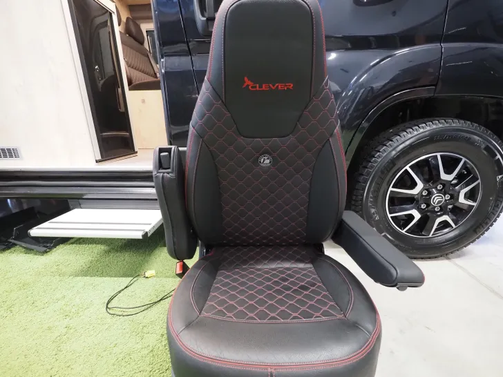 Fahrzeugbild Clever Tour 540, Manufaktur-Leder, Abverkaufsaktion ! #21