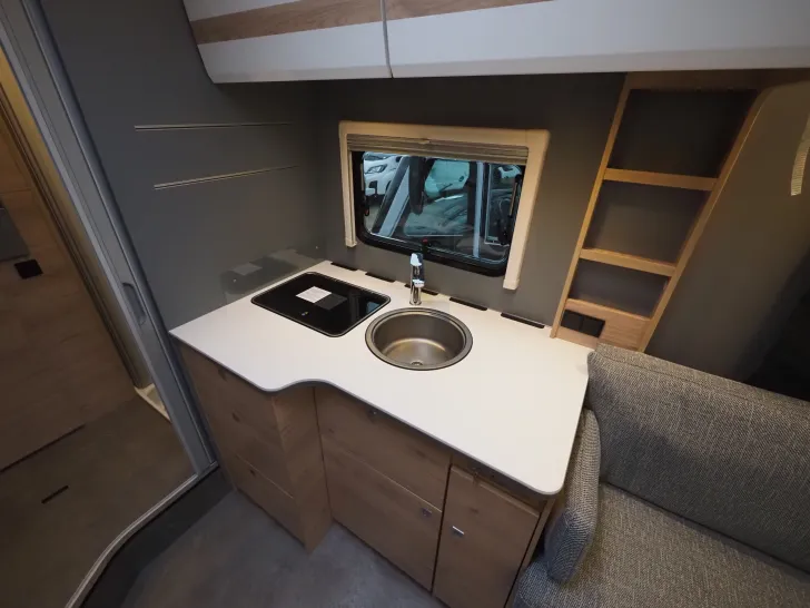 Fahrzeugbild Dethleffs Just Camp T 6762, Auto., Rahmenfen. #16