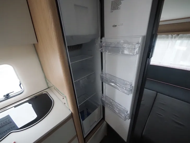 Fahrzeugbild Dethleffs Aero Up 460 KR, Touring, Styling, Duschpakete #12